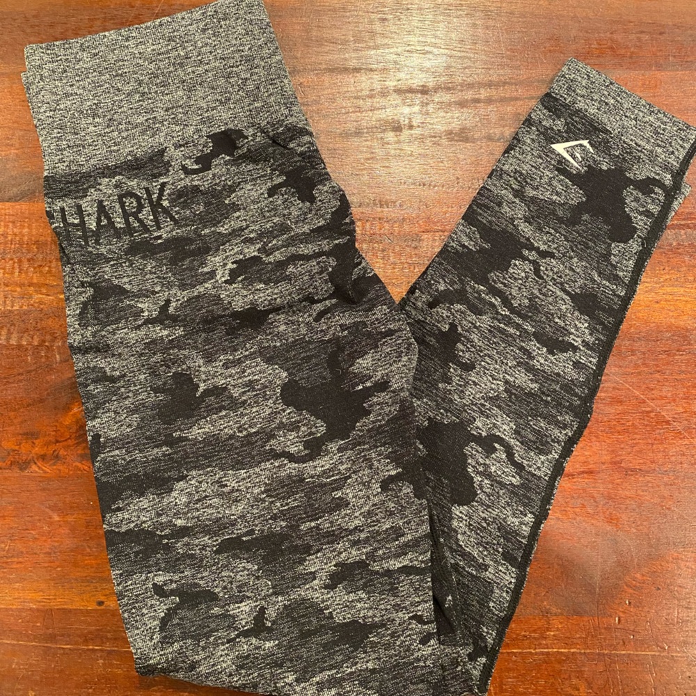 Camo leggings